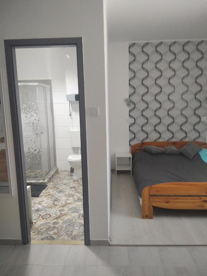 Kiss-Szőllősi Vendégház II LOLA Debrecen Extérieur photo