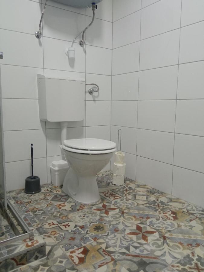 Kiss-Szőllősi Vendégház II LOLA Debrecen Extérieur photo